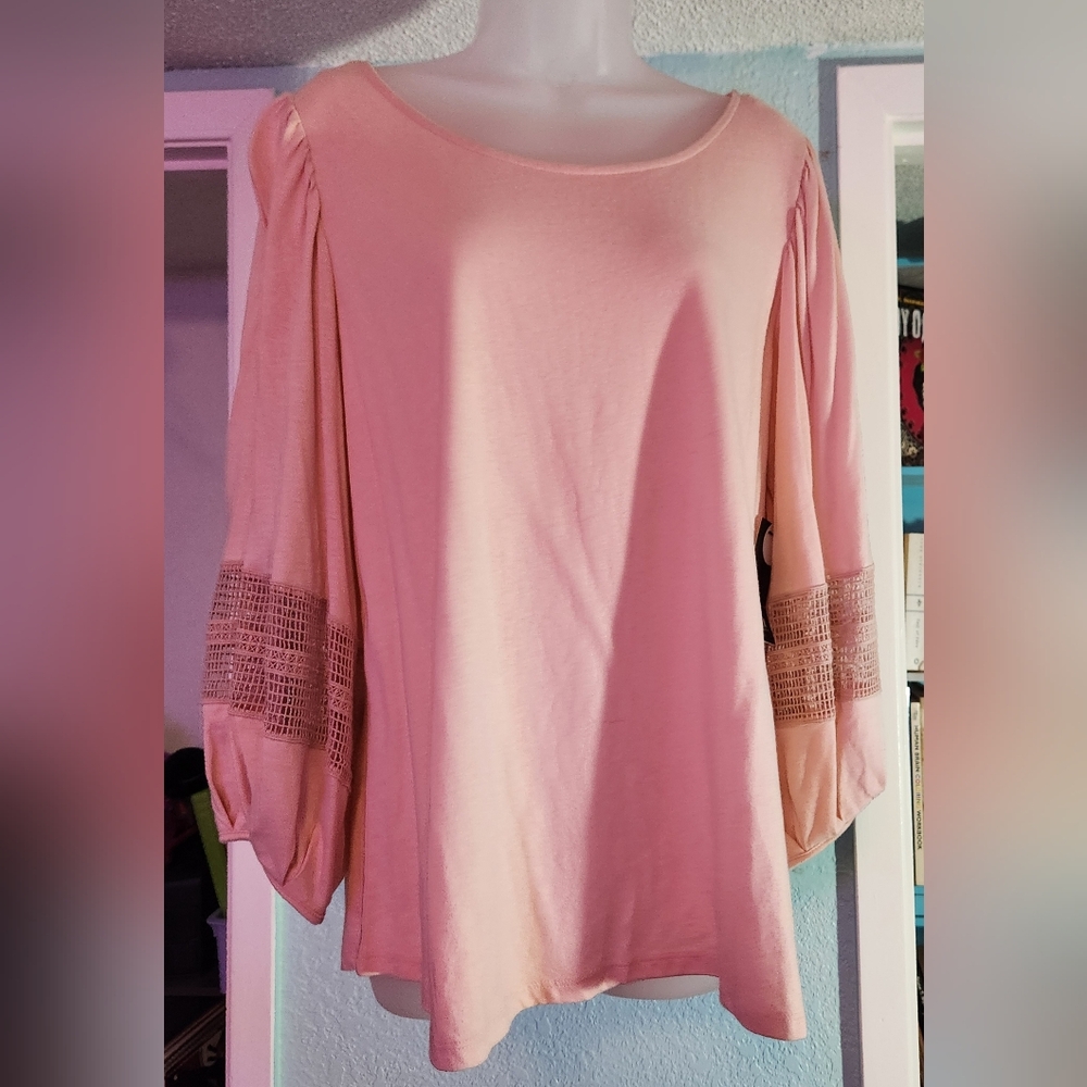 A.n.a. blush pink top